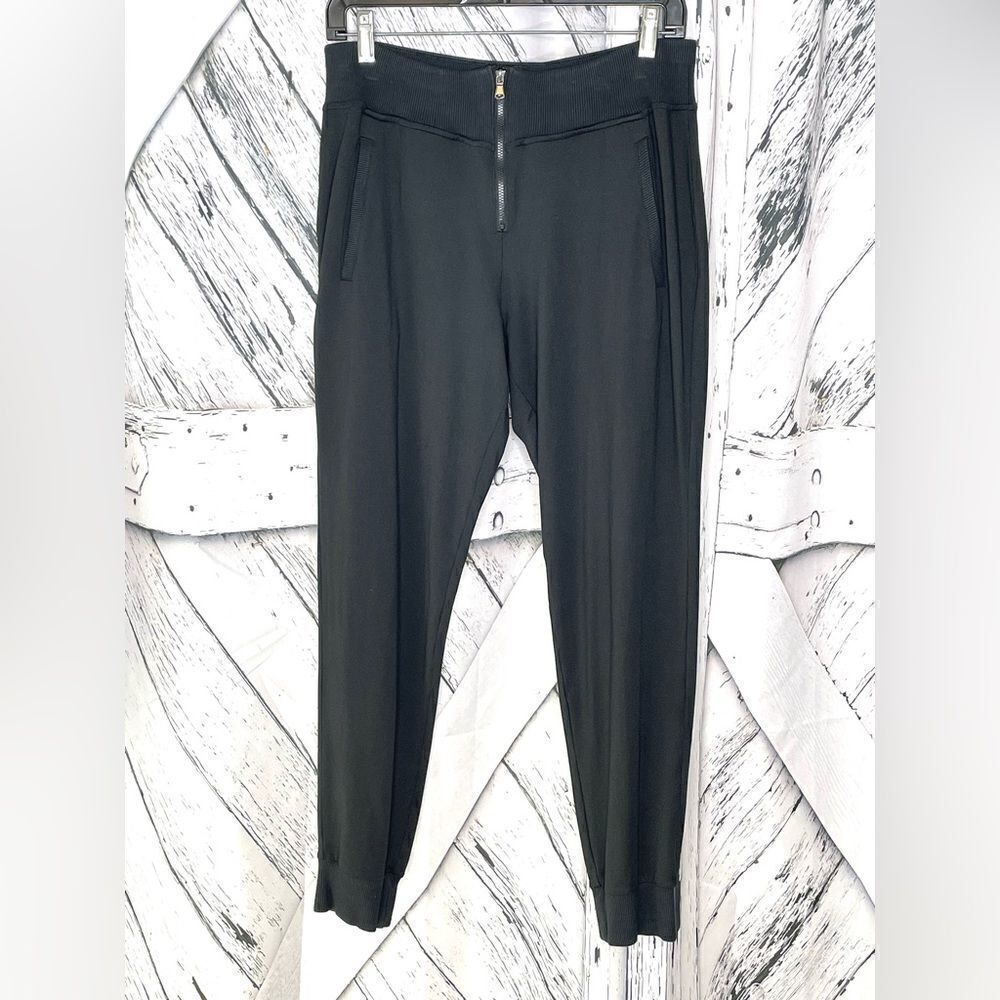 Betsy Johnson Performance Joggers Pants Black L